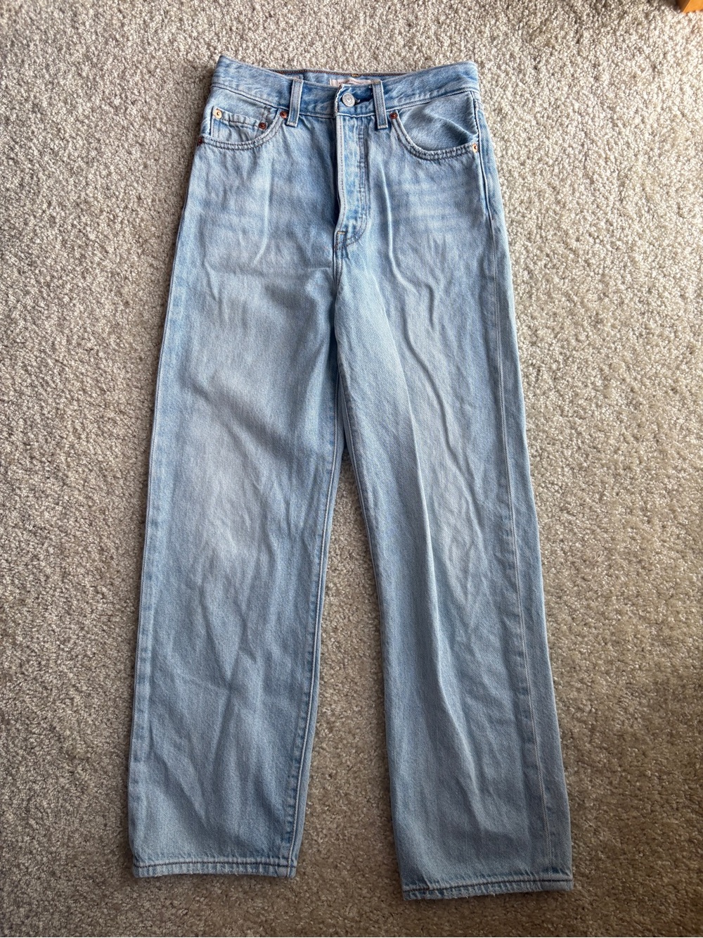 Levi’s Ribcage Straight Jeans